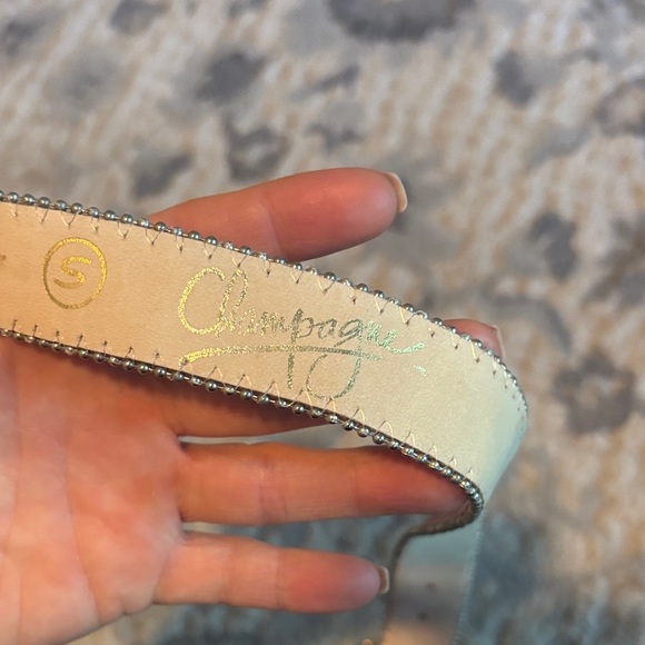 Vintage Champagne crocodile embossed leather belt/red silver - Picture 4 of 5